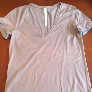 Short sleeve lululemon T-shirt